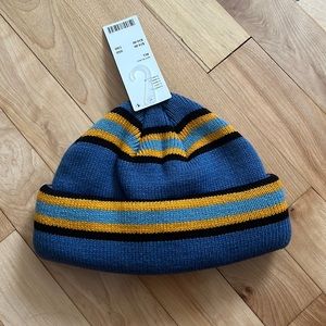 urban outfitters blue and yellow beanie